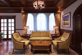 Itc Grand Bharat Hotel