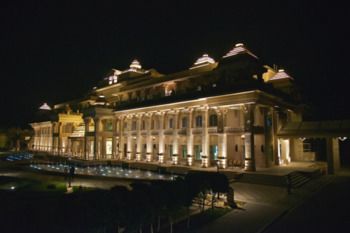 Itc Grand Bharat 5*