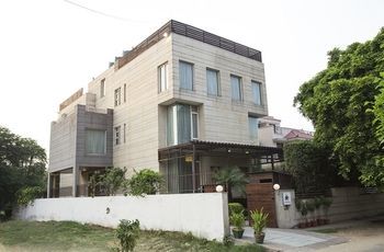 Fabhotel Mg Road Iffco Chowk