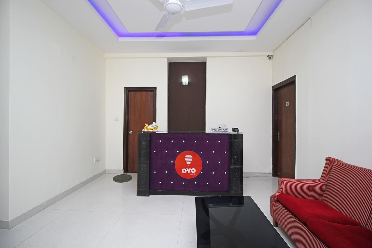 Oyo Sector 45 Hotel Gurgaon