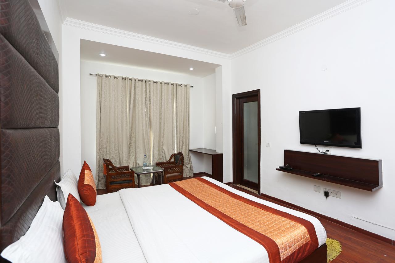 Hotel Oyo 8849 Pacific 3*