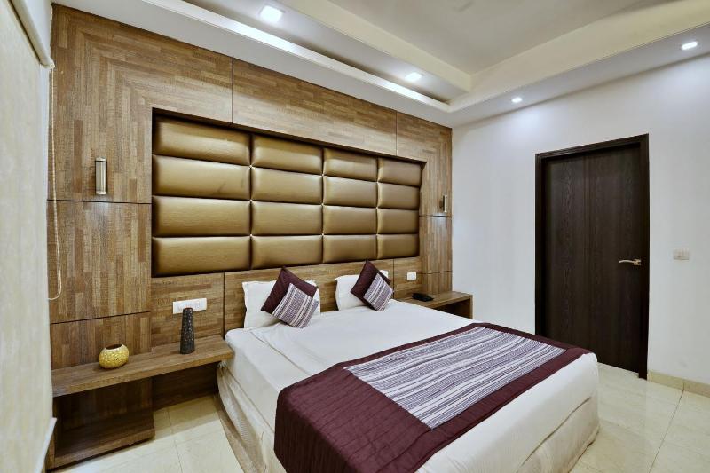 Hotel Chaupal By Casa Bella 3*