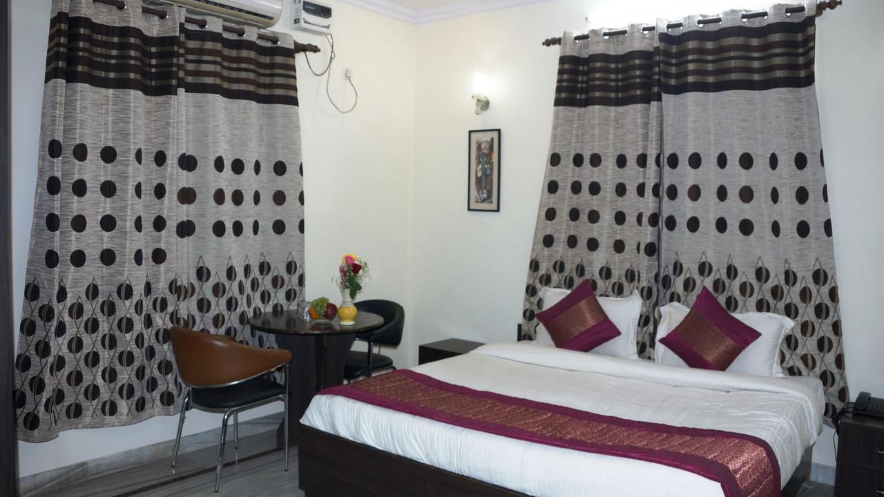 Hotel Maxfort Medicity 3*