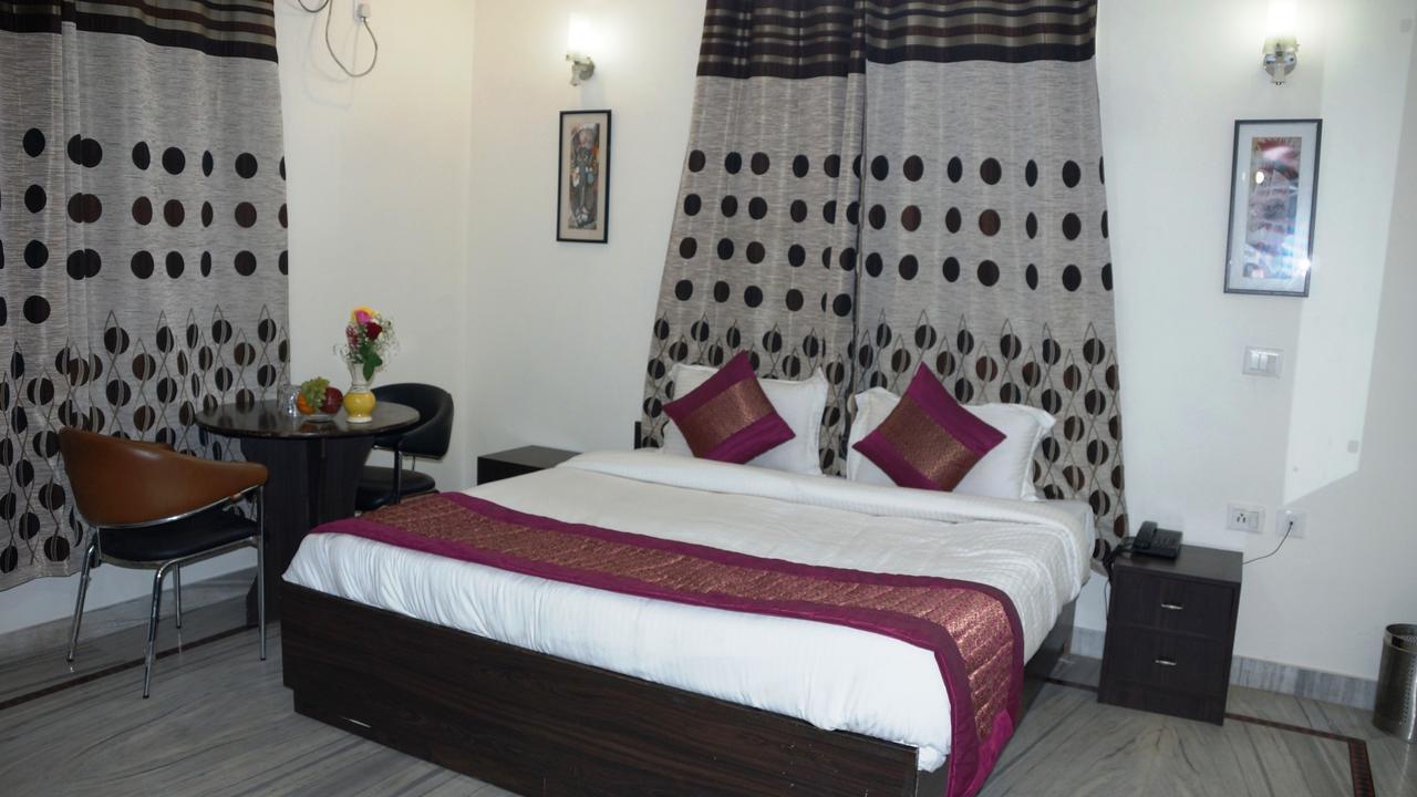 Maxfort Medicity 3* Gurgaon