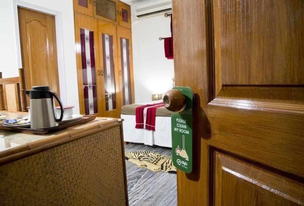 Hotel Oyo Premium Plaza Tower 3*