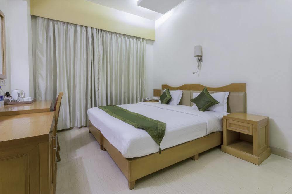 Hotel Bizzotel 3*