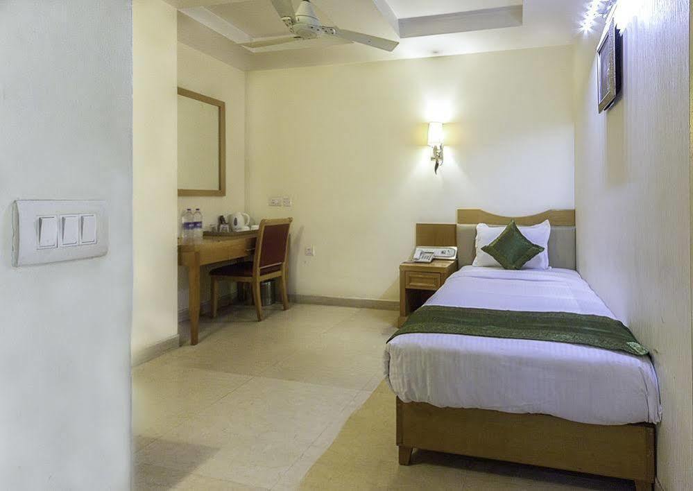 Bizzotel 3* Gurgaon