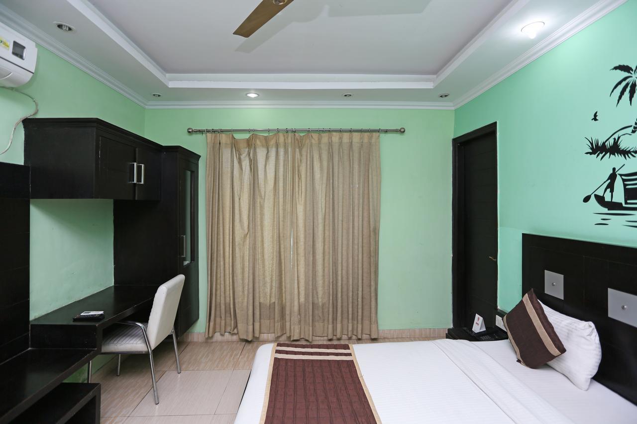 Oyo 6895 Cybercity & Hotel Gurgaon