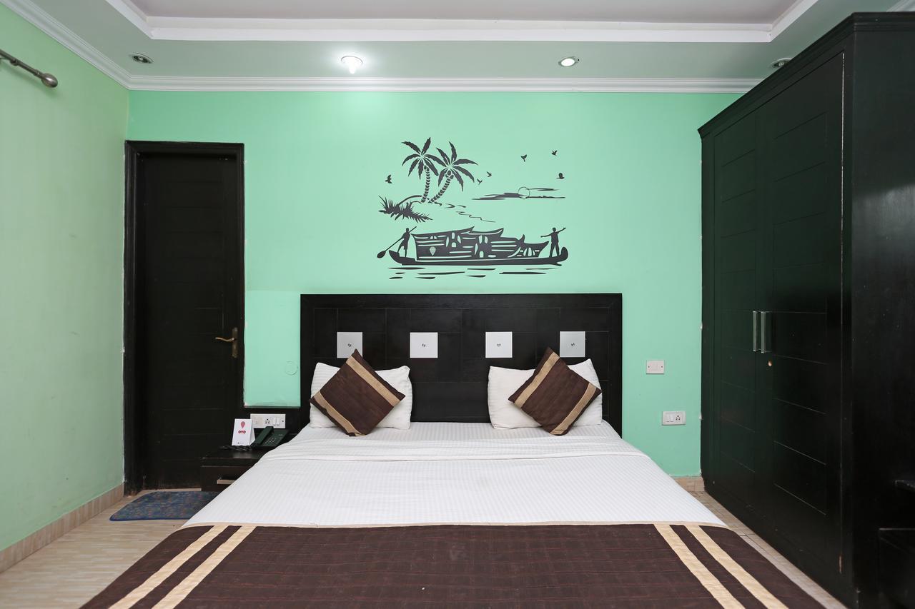 Oyo 6895 Cybercity & Hotel Gurgaon