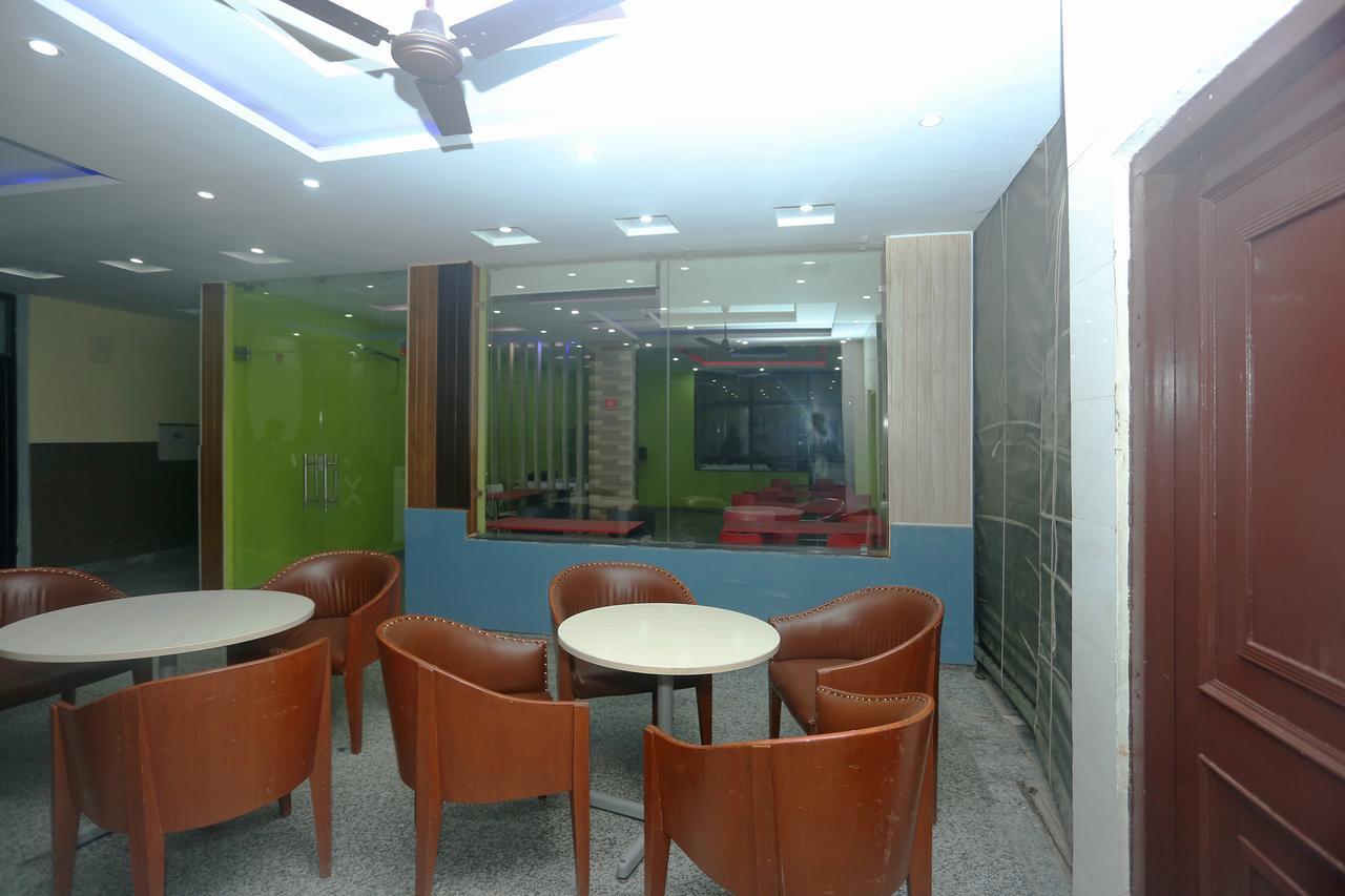 Oyo 11556 Om Residency 3* Gurgaon