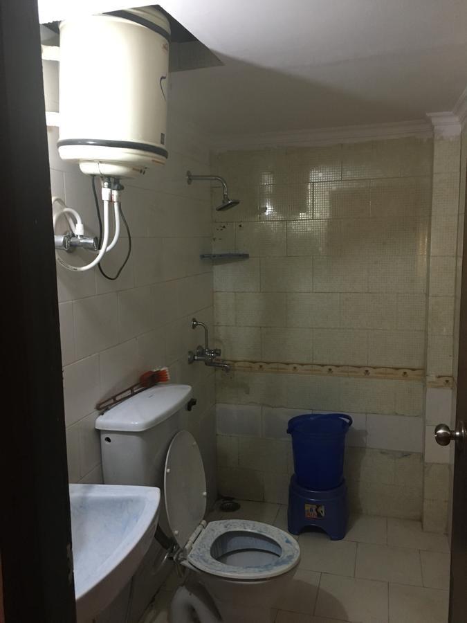 Mufis Homestay, Emerald Compound, New Palam Vihar-2 * Gurgaon