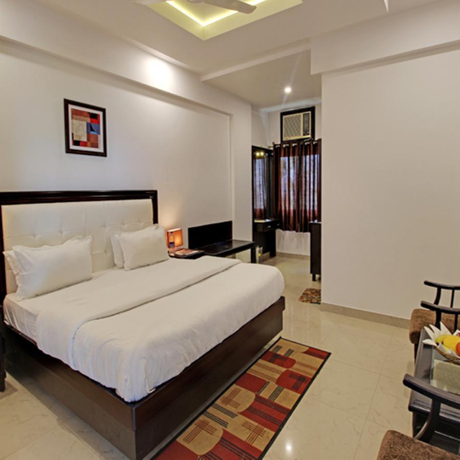Jas Hotel 2*