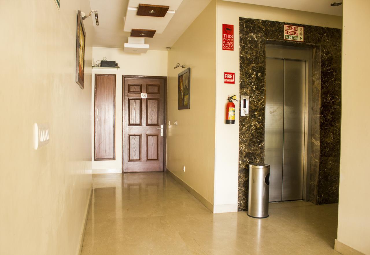 Hotel Fabhotel Mintstar Sector 38