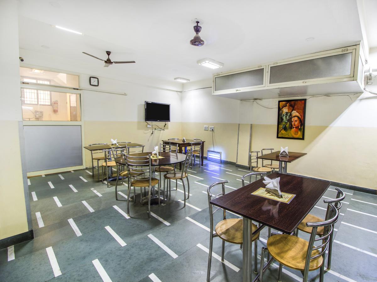 Fabhotel Mintstar Sector 38 3* Gurgaon