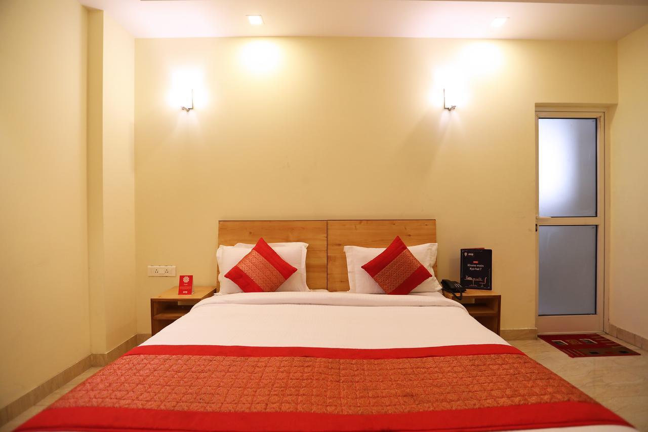 Oyo 10889 Residency 3*