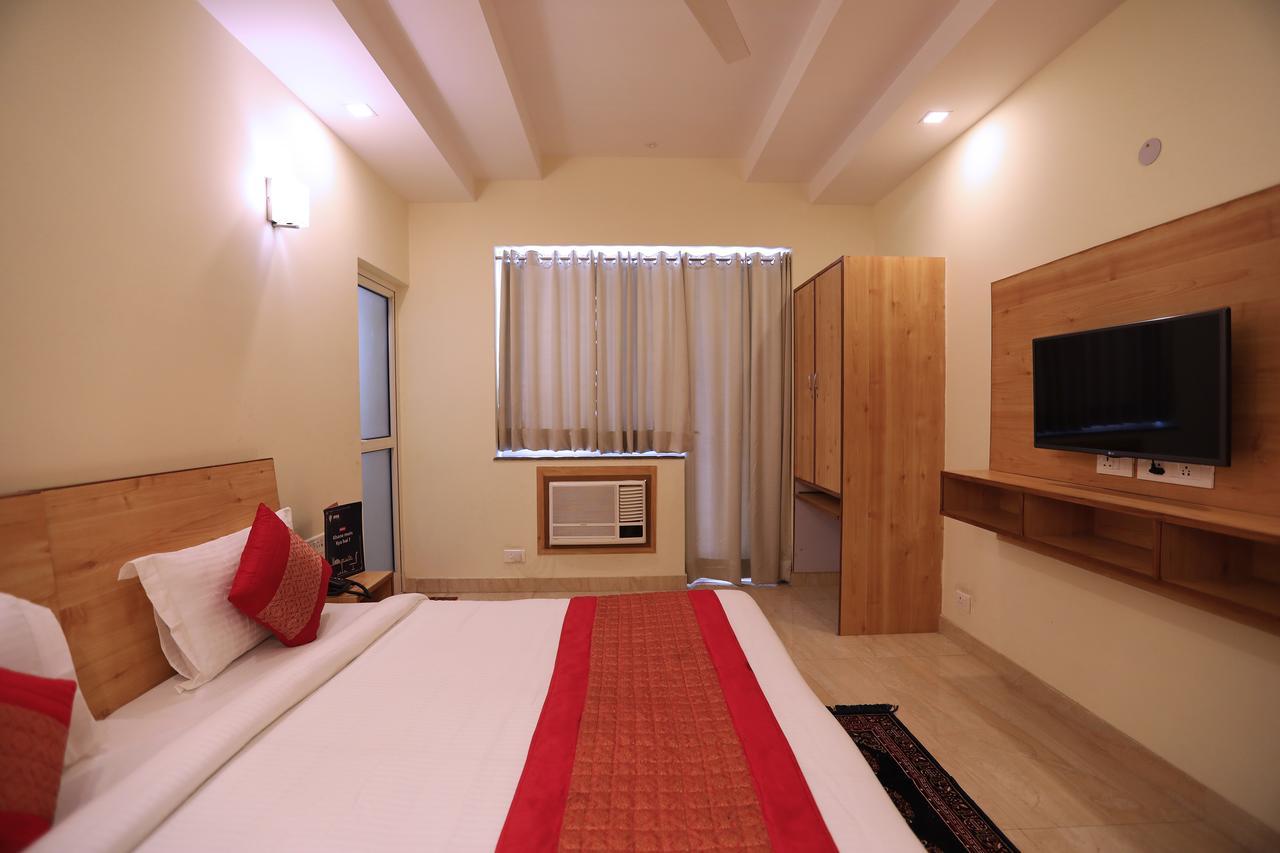 Oyo 10889 Residency Hotel 3*