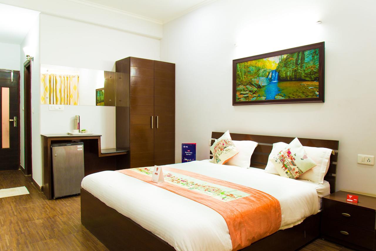Oyo 8947 Vedanta Hotel