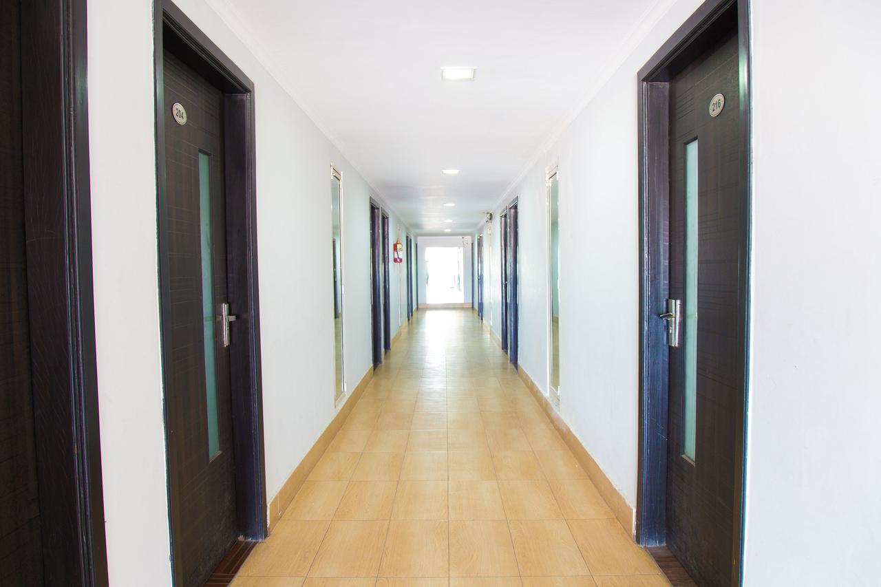 Oyo 8947 Vedanta Gurgaon