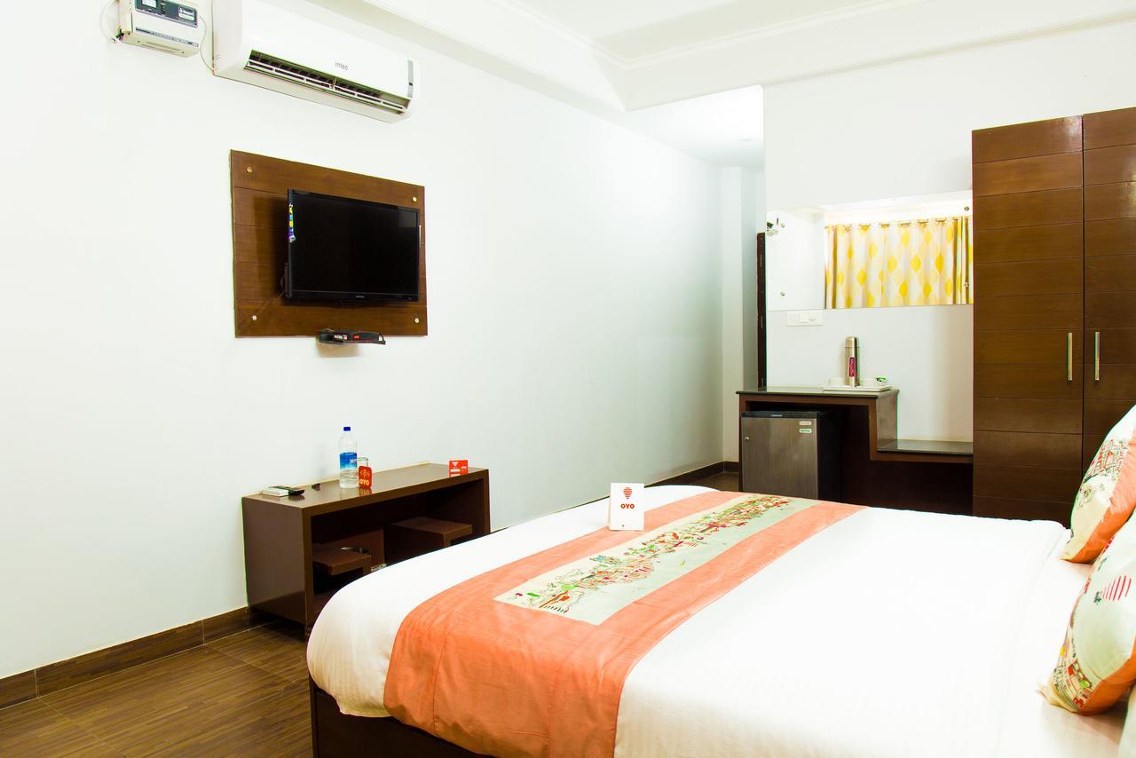 Oyo 8947 Vedanta Hotel 3*
