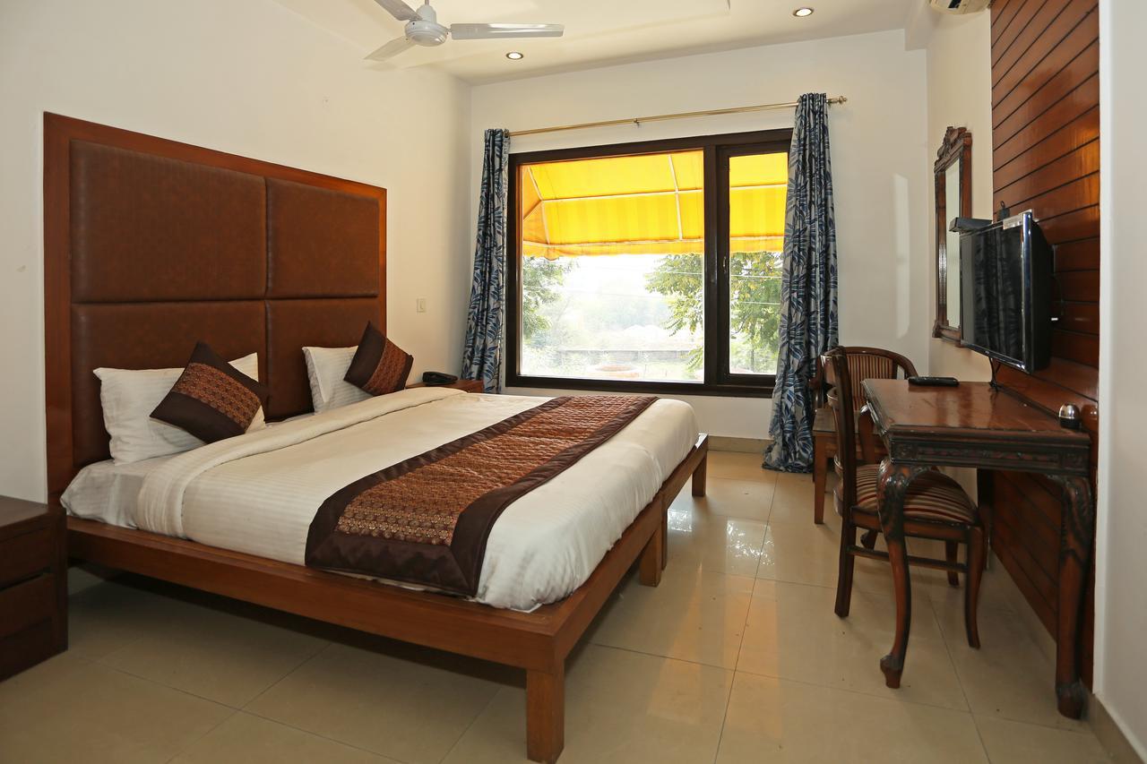 Hotel Oyo Dlf Phase 4 Near Appu Ghar Gurgaon