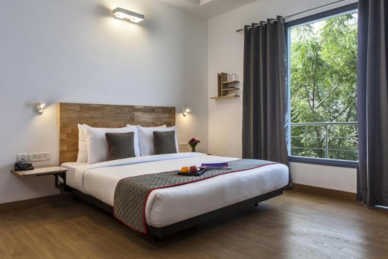 Oyo Townhouse 003 Southend Sohna Road Gurgaon