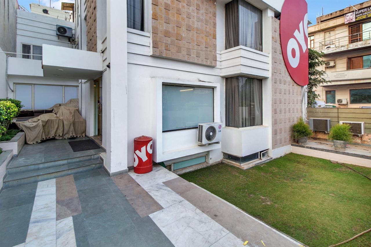 Oyo 17257 Sunset Residency Gurgaon