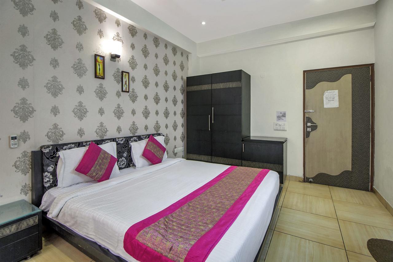 Hotel Oyo 17257 Sunset Residency 3*