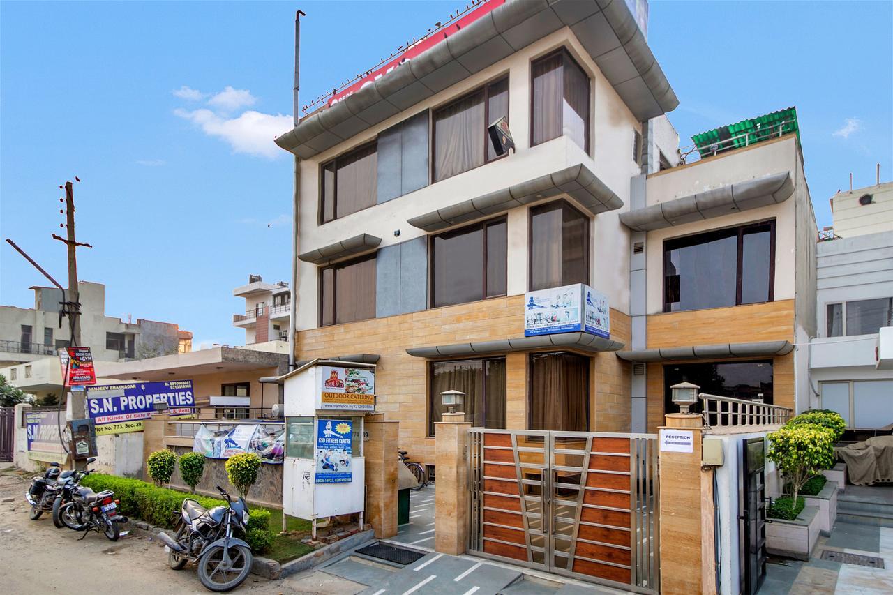 Oyo 17257 Sunset Residency Gurgaon