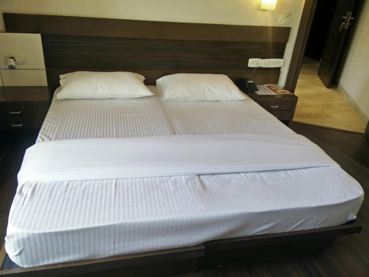 Enkay Residency M-block Cyber Guest house