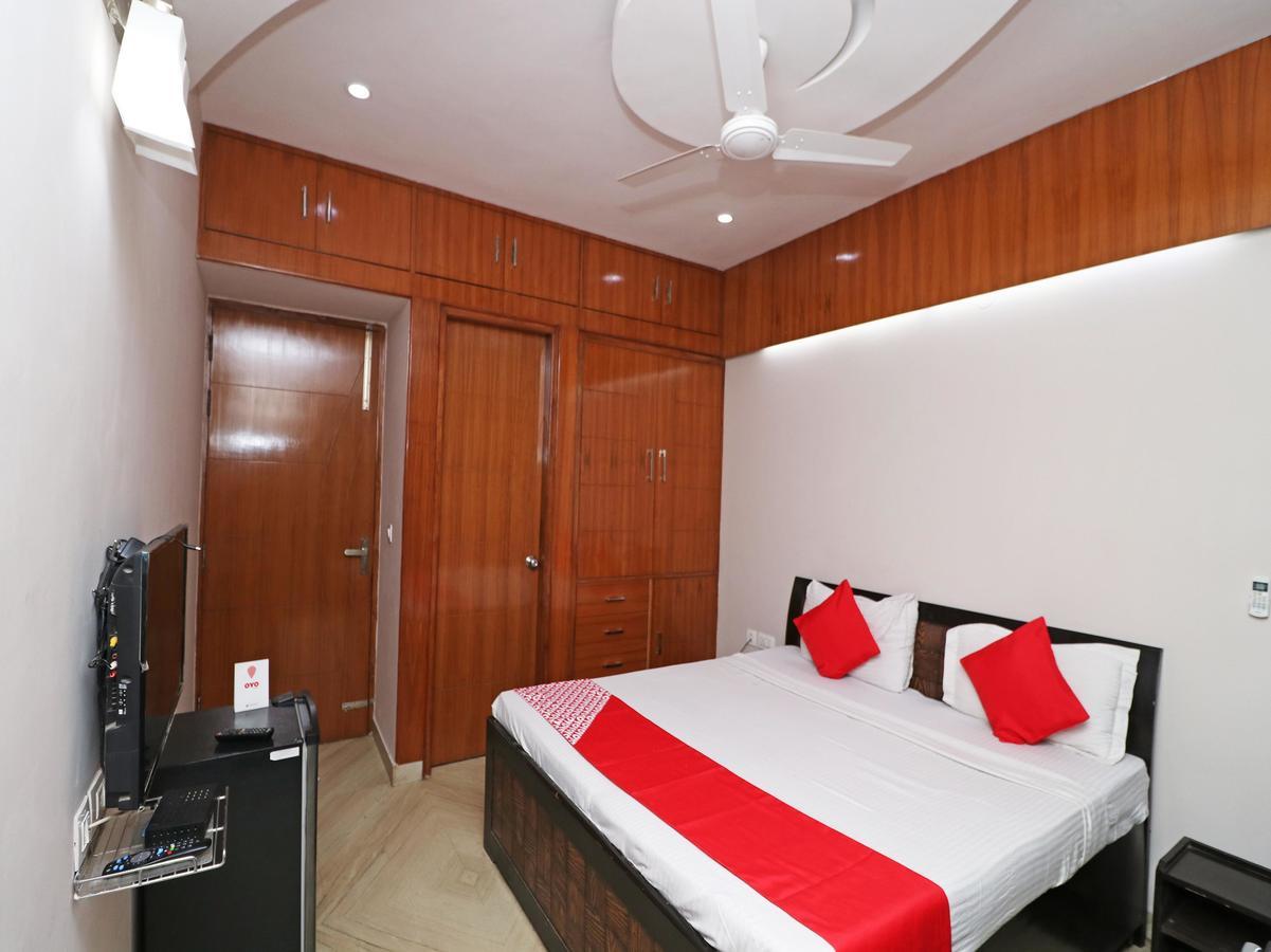 Guest house Oyo 13059 Ruby Residency *