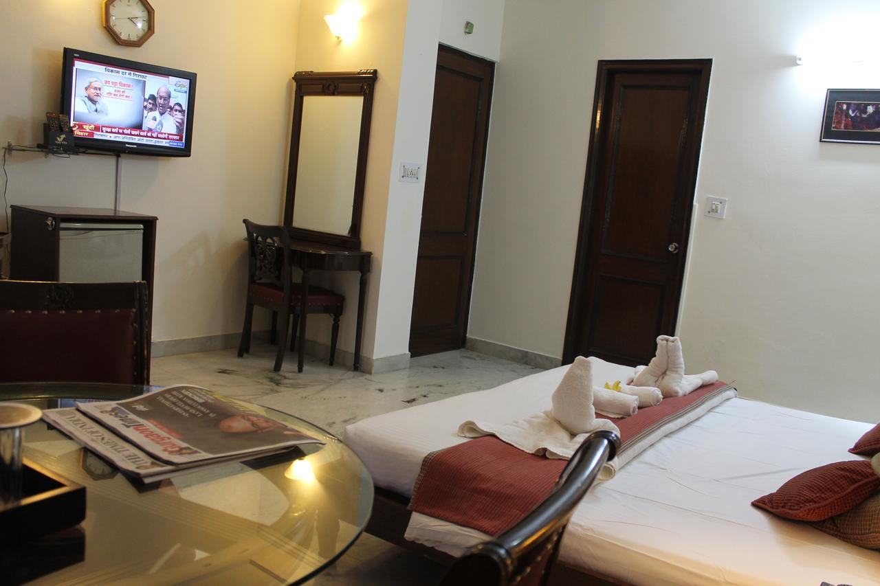 Vijay Hotel