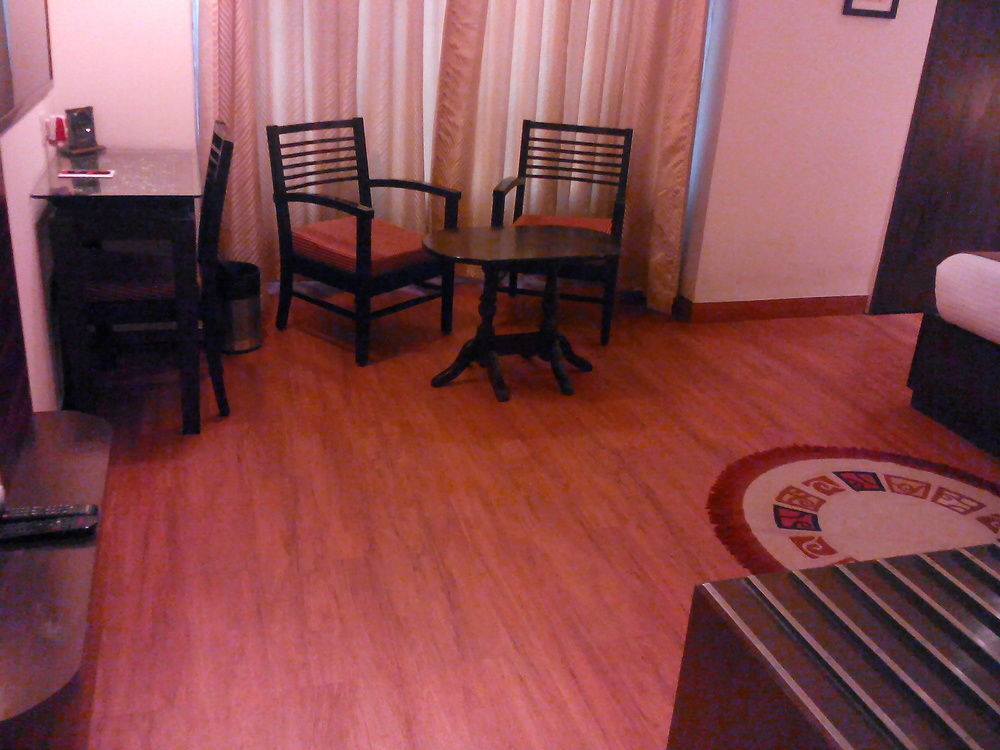 Ahuja Residency Cyber Ii 3*