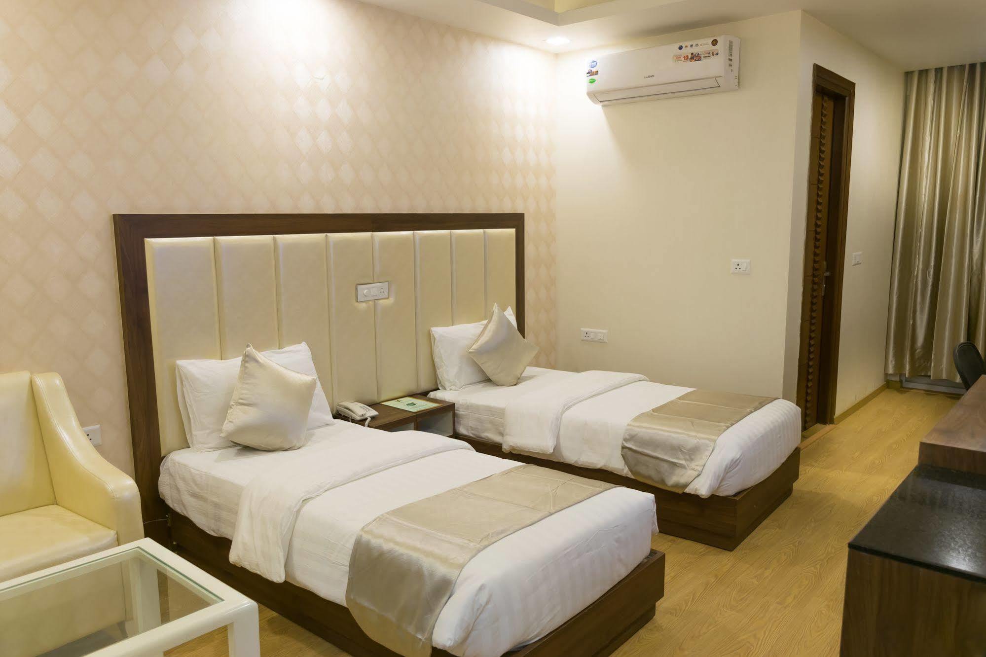 Bawa Residency Hotel 3*