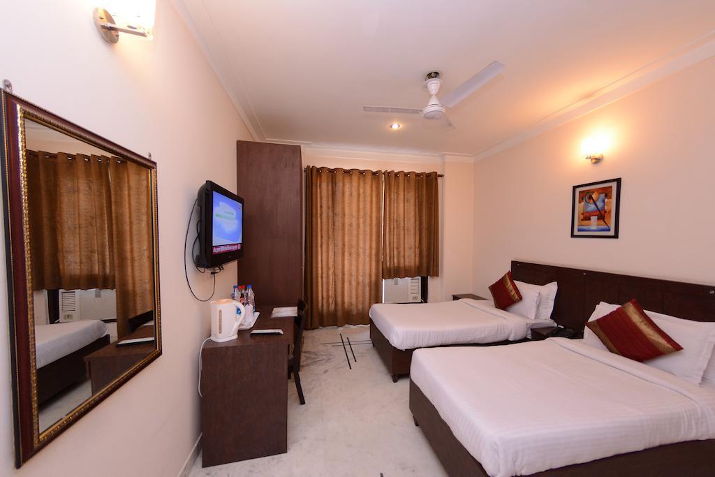 Royal Sapphire Guest house 3*