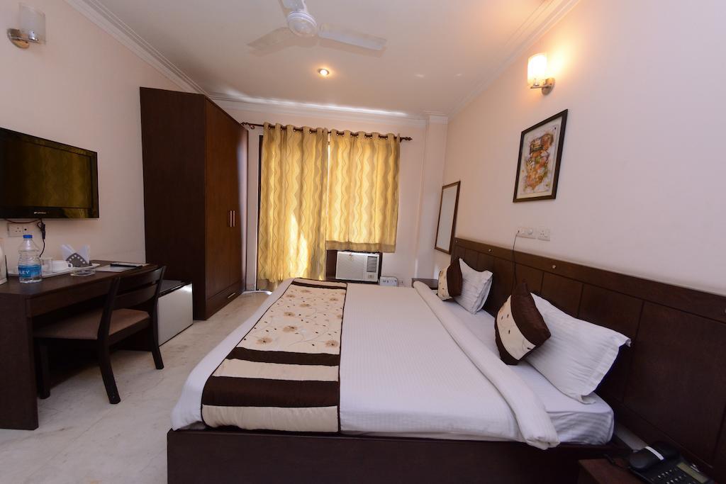 Guest house Royal Sapphire Gurgaon
