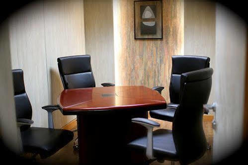 Savoy Manesar 4*