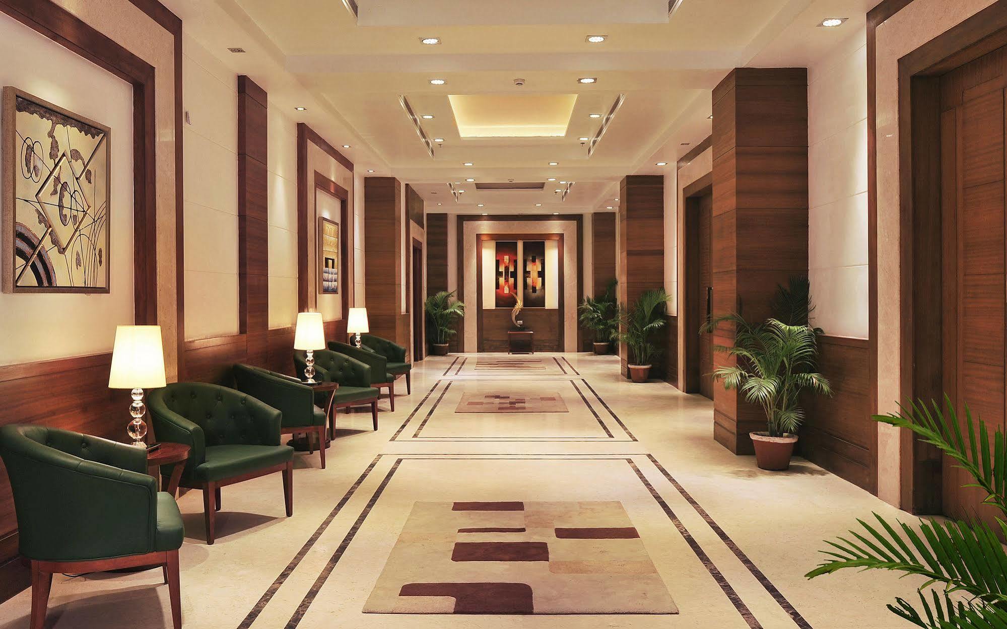 Monde Hotel 3*