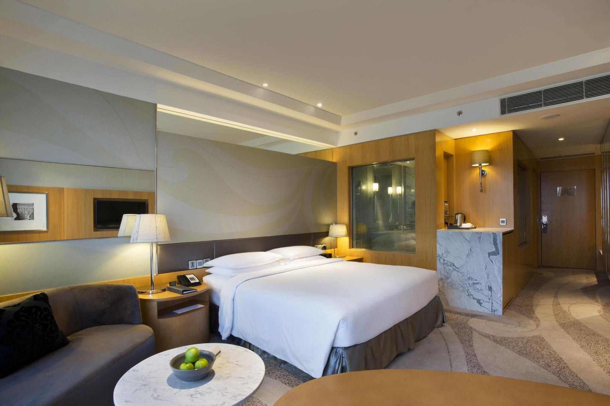 Hyatt Regency 5* Gurgaon