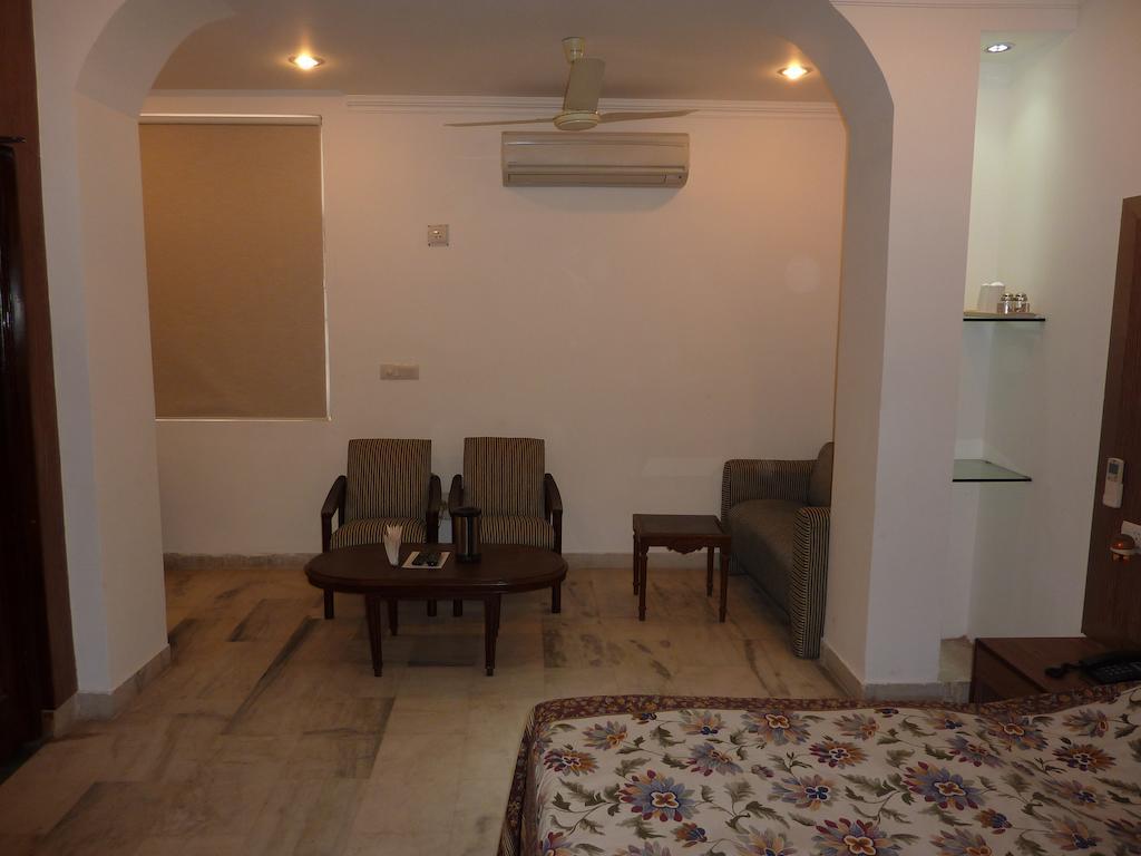 Hotel Rama Residency Gurgaon