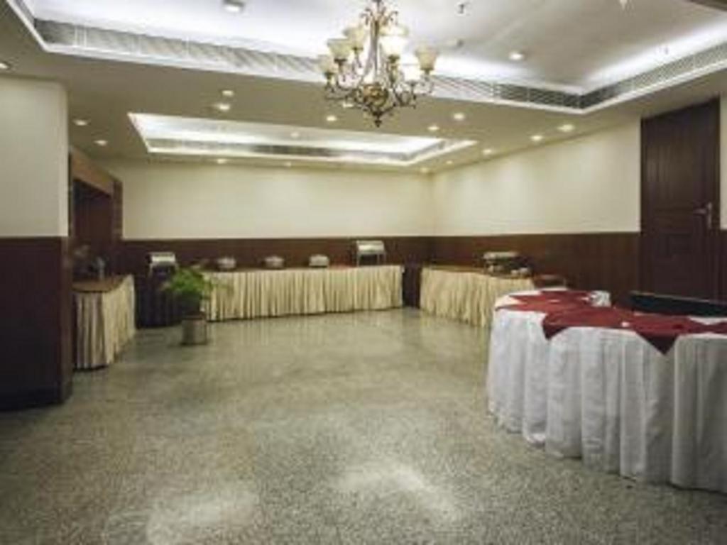 Quality Bliss Hotel Gurgaon