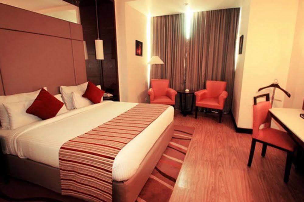 Park Airport 4*