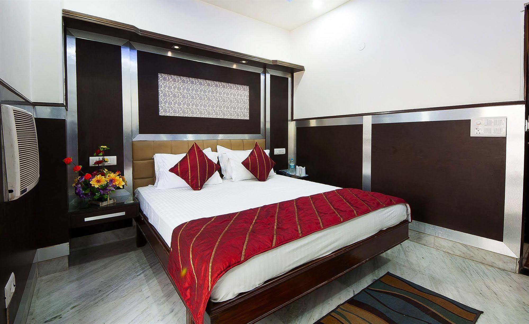 Rama Residency Hotel 3*