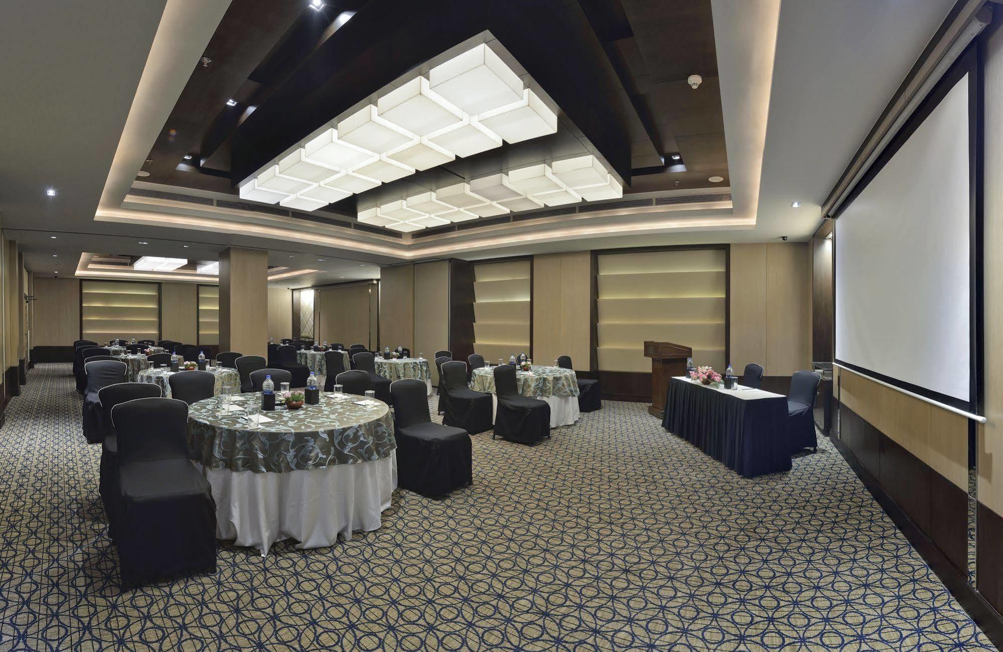 Hotel Park Plaza 4*