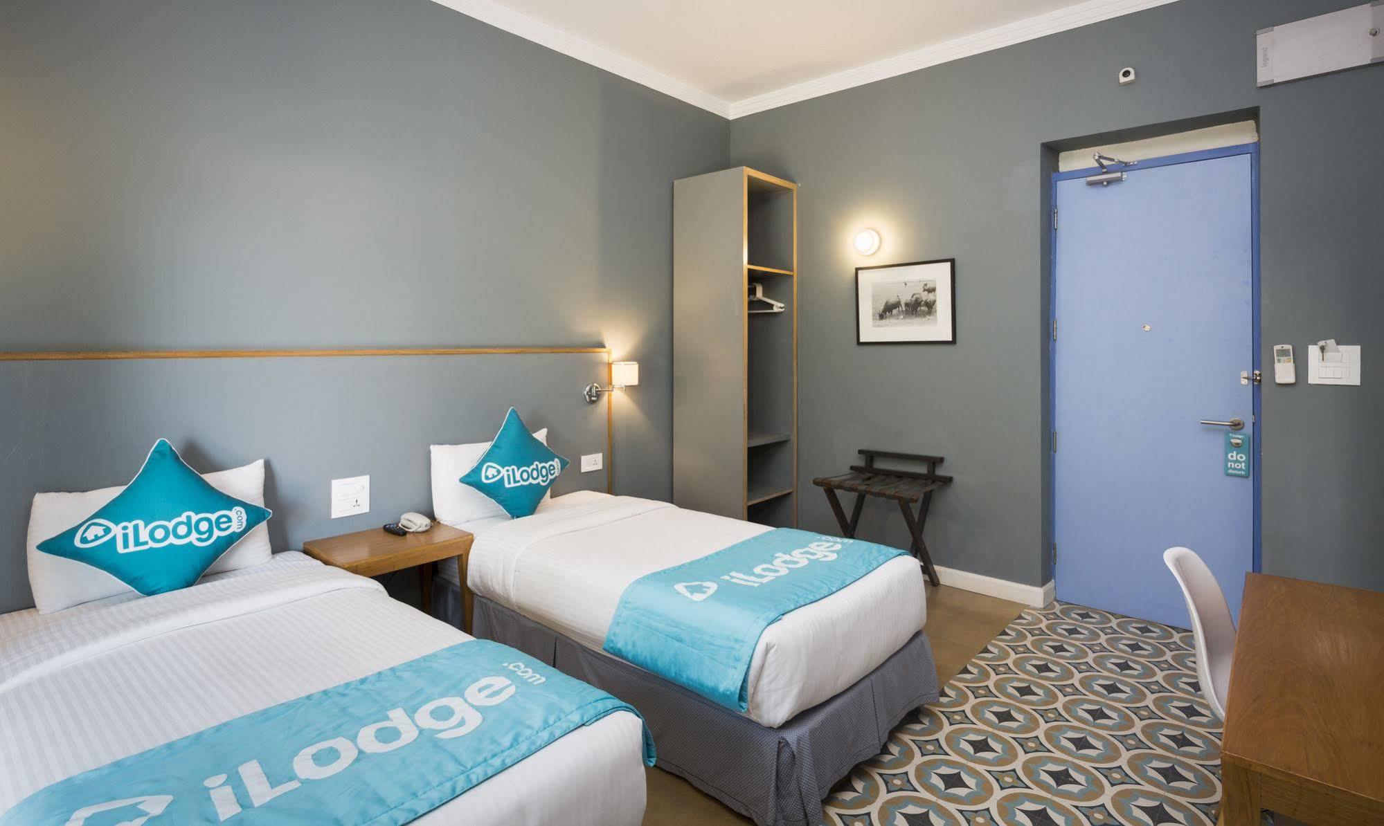 Bloom Boutique L Signature Towers 4* Gurgaon