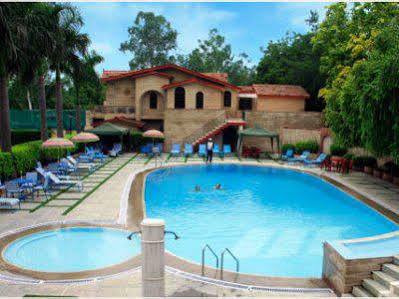 Ashok Country Resort 4*