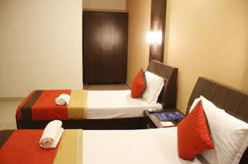 Fabhotel Shree Kanta Hotel