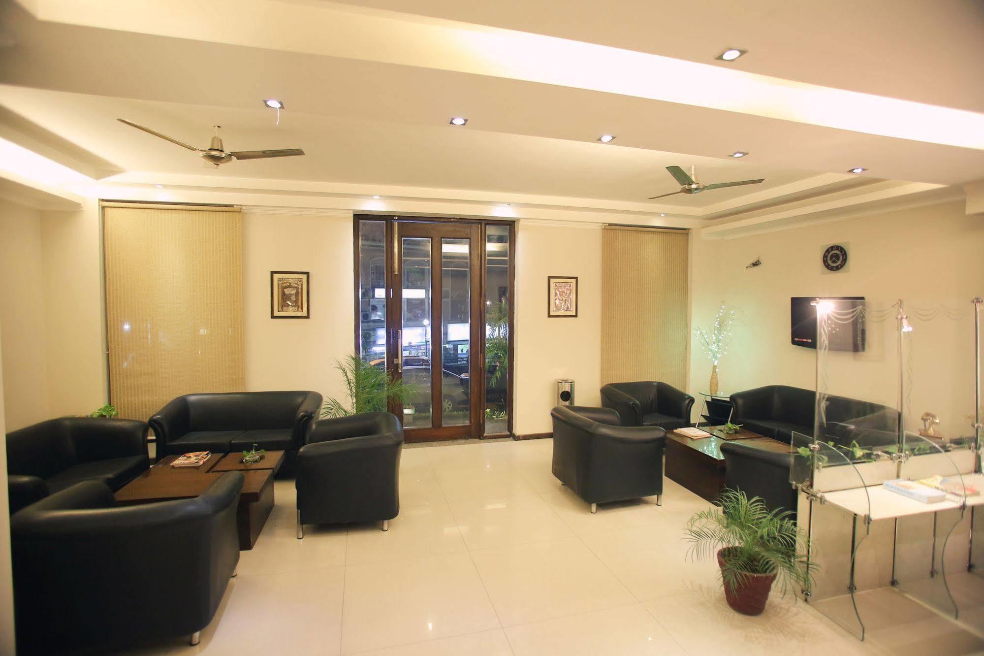 Premier - Golf Course Road ,gurgaon Hotel