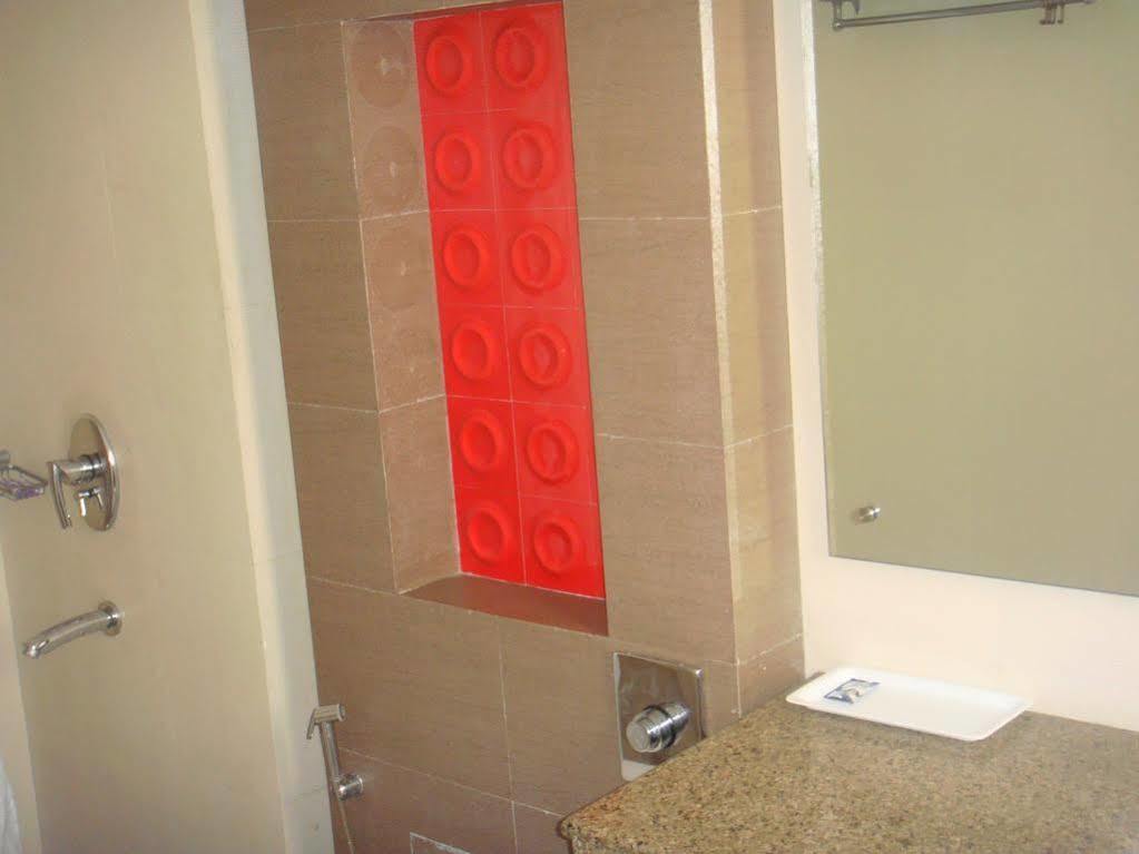 Vijay 3* Gurgaon