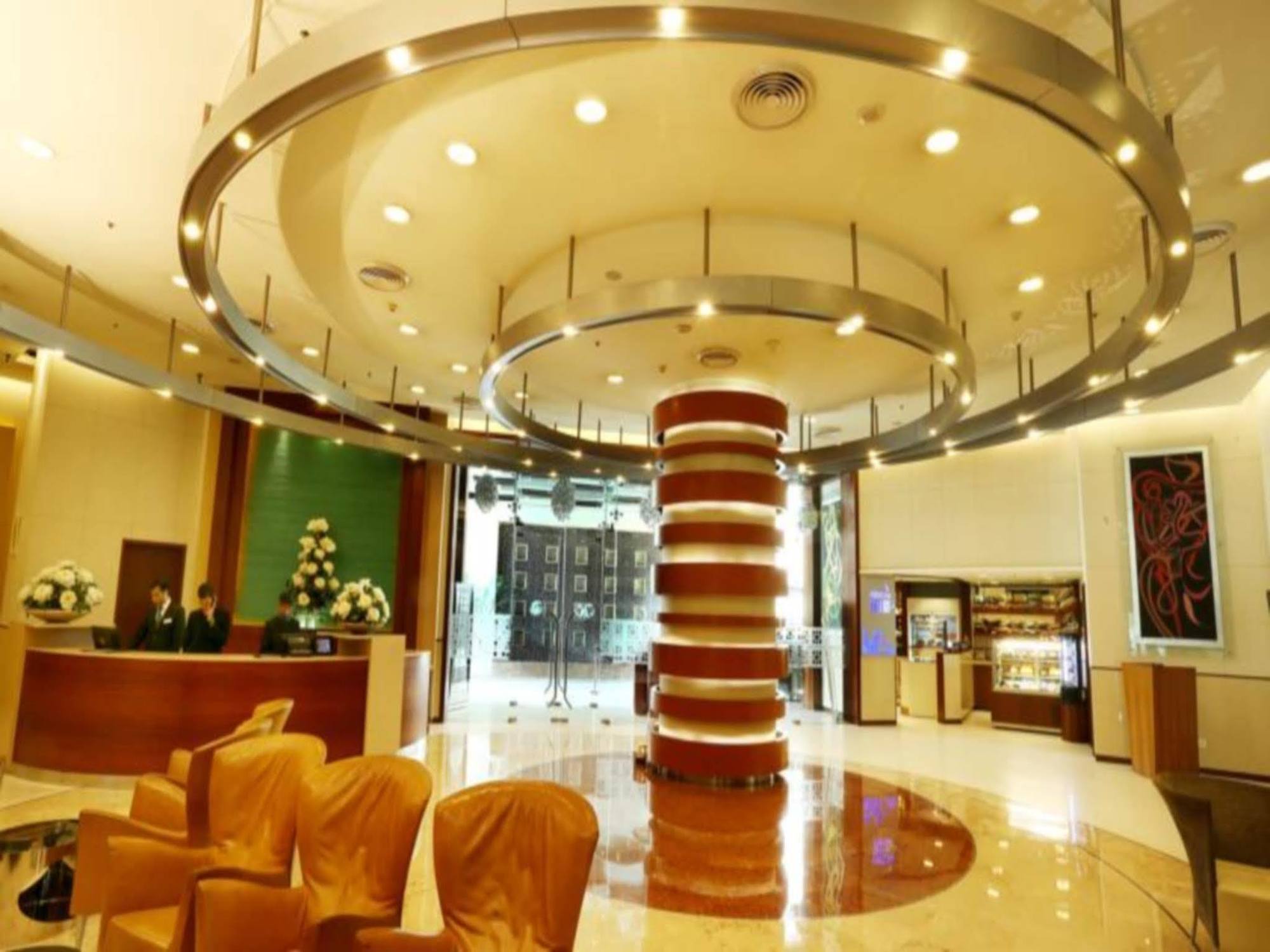 Radisson Gurugram Sohna Road Center