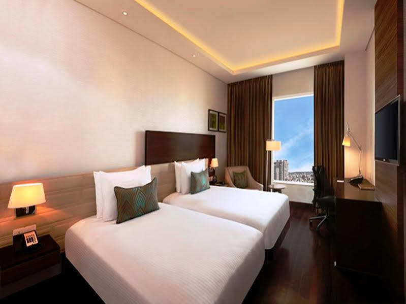 Doubletree By Hilton Gurugram Baani Square 5* Gurgaon